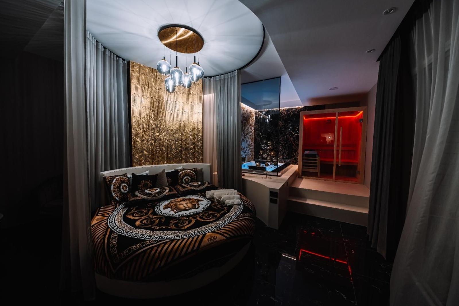 Versace Luxury Room กอร์เลโอเน ภายนอก รูปภาพ